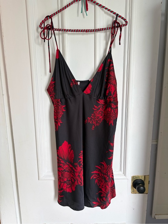 La Vie En Rose Other - Black Slip Dress with Red Floral Print and Tie Straps